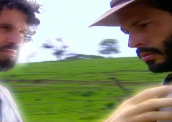 Tomé sai do caixão, cumpre sua última missão na terra e impede Tobias de exterminar Desidério: “segue teu caminho em paz”
