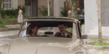 Mauro mantém Celeste trancada dentro do carro