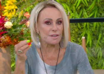 Ana Maria Braga no comando do Mais Você (Foto: Reprodução/TV Globo)