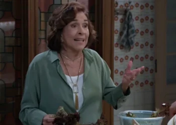 Belisa (Betty Faria) em cena de Volta por Cima (Foto: Reprodução/TV Globo)