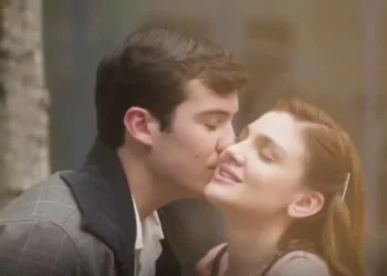 Edu e Celeste vão transar pela primeira vez