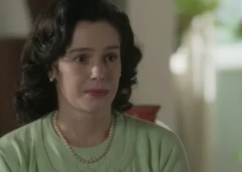 Anita (Maria Flor) em Garota do Momento (Foto: Reprodução/TV Globo)