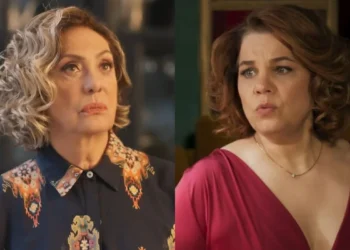Berta (Eliane Giardini) em Mania de Você e Violeta (Isabel Teixeira) em Volta por Cima (Foto: Reprodução/TV Globo)
