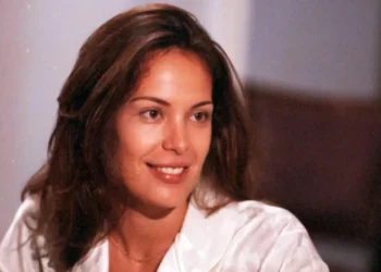 Paula Moretti (Carolina Ferraz) em História de Amor (Foto: Bazilio Calazans/TV Globo)