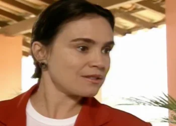 Helena (Regina Duarte) em História de Amor (Foto: Reprodução/TV Globo)