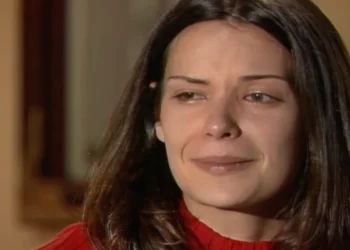 Paula (Carolina Ferraz) em História de Amor (Foto: Reprodução/TV Globo)