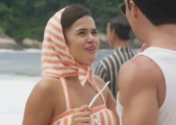 Bia (Maisa Silva) em Garota do Momento (Foto: Reprodução/TV Globo)
