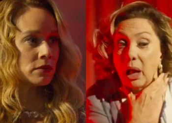 Ísis (Mariana Ximenes) e Berta (Eliane Giardini) em Mania de Você (Foto: Reprodução/TV Globo)