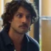 Mavi (Chay Suede) em Mania de Você (Foto: Reprodução/TV Globo)