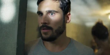Rudá (Nicolas Prattes) em Mania de Você (Foto: Reprodução/TV Globo)