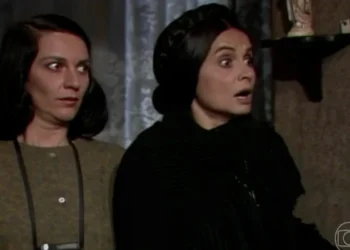 Cinira (Rosane Gofman) e Perpétua (Joana Fomm) em Tieta (Foto: Reprodução/TV Globo)