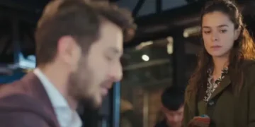 Emre (Ahmet Rifat Şungar) e Idil (Busra İl)