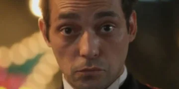 Alfredo (Eduardo Sterblitch)