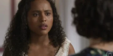 Beatriz se assusta com pedido de Clarice