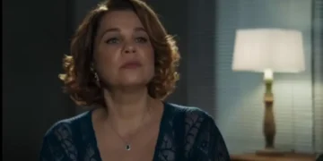 Violeta (Isabel Teixeira)