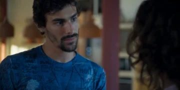 Cristiano (Bruno Montaleone) em Mania de Você (Foto: Reprodução/TV Globo)