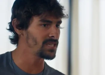 Cristiano (Bruno Montaleone) em Mania de Você (Foto: Reprodução/TV Globo)