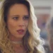 Ísis (Mariana Ximenes) em Mania de Você (Foto: Reprodução/TV Globo)