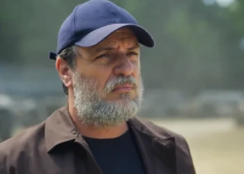 Molina (Rodrigo Lombardi) em cena de Mania de Você (Foto: Reprodução/TV Globo)