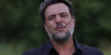 Molina (Rodrigo Lombardi) em Mania de Você (Foto: Reprodução/TV Globo)