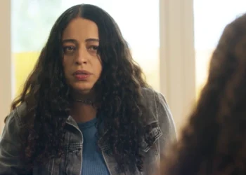 Cacá (Pri Helena) e Madalena (Jéssica Ellen) em Volta por Cima (Foto: Reprodução/TV Globo)