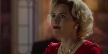 Zélia (Letícia Colin) em Garota do Momento (Foto: Reprodução/TV Globo)
