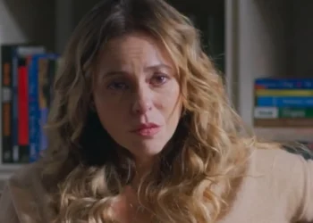 Heleninha (Paolla Oliveira)
