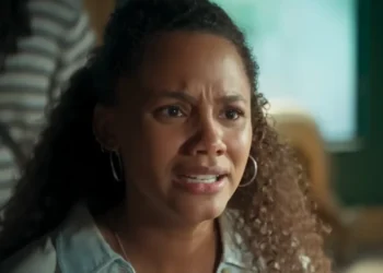 Final de Volta por Cima: ônibus é sequestrado com Madalena dentro, e acidente provoca o nascimento do bebê dentro do veículo: “Vai nascer!”