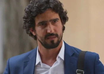 Ivan (Renato Góes) em Vale Tudo (Foto: Reprodução/TV Globo)