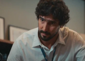 Ivan (Renato Góes) em Vale Tudo (Foto: Reprodução/TV Globo)