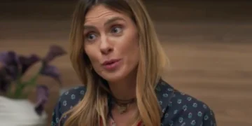Leila (Carolina Dieckmann) em Vale Tudo (Foto: Reprodução/TV Globo)