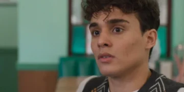 Guto (Pedro Goifman) em Garota do Momento (Foto: Reprodução/TV Globo)