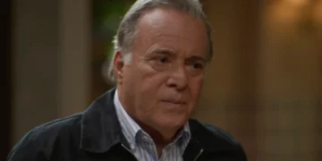 Abel (Tony Ramos) em Dona de Mim (Foto: Reprodução/TV Globo)