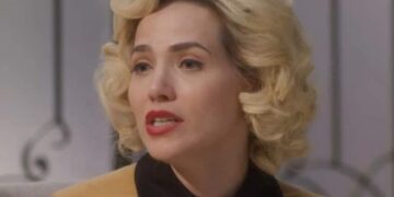 Zélia (Letícia Colin)