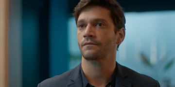 Vanderson (Armando Babaioff) em Dona de Mim (Foto: Reprodução/TV Globo)