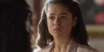 Bia (Maisa) em Garota do Momento (Foto: Reprodução/TV Globo)