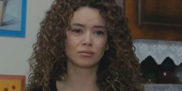 Sirin em Força de Mulher. (Foto: reprodução/Record)