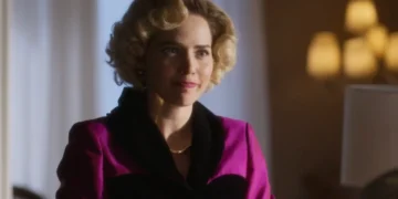Zélia (Letícia Colin) em Garota do Momento (Foto: Reprodução/TV Globo)