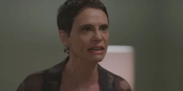 Celina (Malu Galli) em Vale Tudo (Foto: Reprodução/TV Globo)