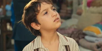 Samir (Davi Malizia) em Êta Mundo Melhor (Foto: Reprodução/TV Globo)