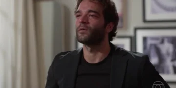 Afonso (Humberto Carrão) em Vale Tudo (Foto: Reprodução/TV Globo)