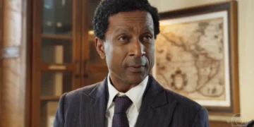 Asdrúbal (Luís Miranda) em Êta Mundo Melhor (Foto: Reprodução/TV Globo)