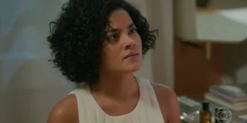 Maria de Fátima (Bella Campos) em Vale Tudo (Foto: Reprodução/TV Globo)