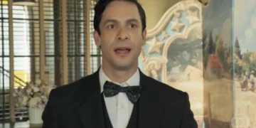 Celso (Rainer Cadete) em Êta Mundo Melhor (Foto: Reprodução/TV Globo)
