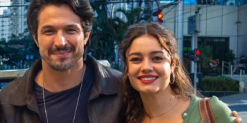 Romulo Estrela (Paulinho) e Sophie Charlotte (Gerluce) em Três Graças (Foto: Estevam Avellar/TV Globo)