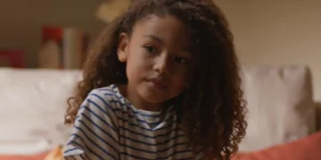 Sofia (Elis Cabral) em Dona de Mim (Foto: Reprodução/TV Globo)
