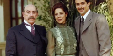 Raul Cortez com Angela Vieira e Marcello Anthony em Terra Nostra (Foto: Jorge Baumann/Globo)