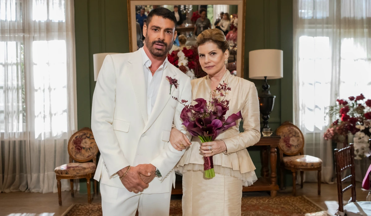 César (Cauã Reymond) e Odete (Debora Bloch) se casam em Vale Tudo (Foto: Estevam Avellar/TV Globo)