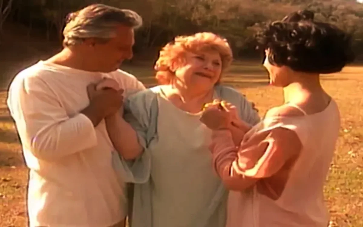 Dona Maroca, Otávio e Diná em A Viagem. (Foto: reprodução/Globo)