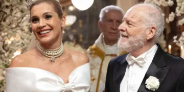 Sandra e o barão em Êta Mundo Melhor. (Foto: reprodução/Globo)